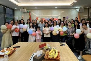 花好月圓，情滿中秋！