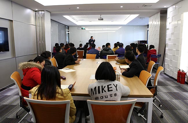 廣州博皓復(fù)合材料有限公司玻璃纖維輔助材料產(chǎn)品知識培訓