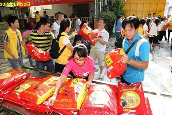 【博皓風(fēng)采】小寒天，大雪紛飛；踐愛行，陽(yáng)光普照-4