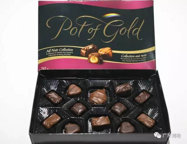 還有可愛的小伙伴為大家?guī)砹讼闾鸬那煽肆?！哇！味道好極了！